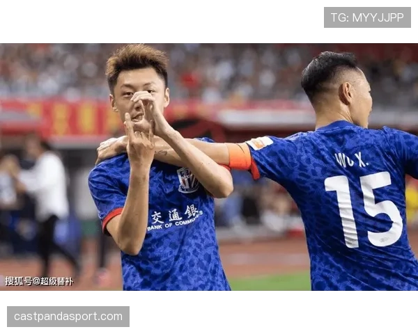 解读防守三秒违例的规则细节与吹罚时机 解读防守三秒违例的规则细节与吹罚时机